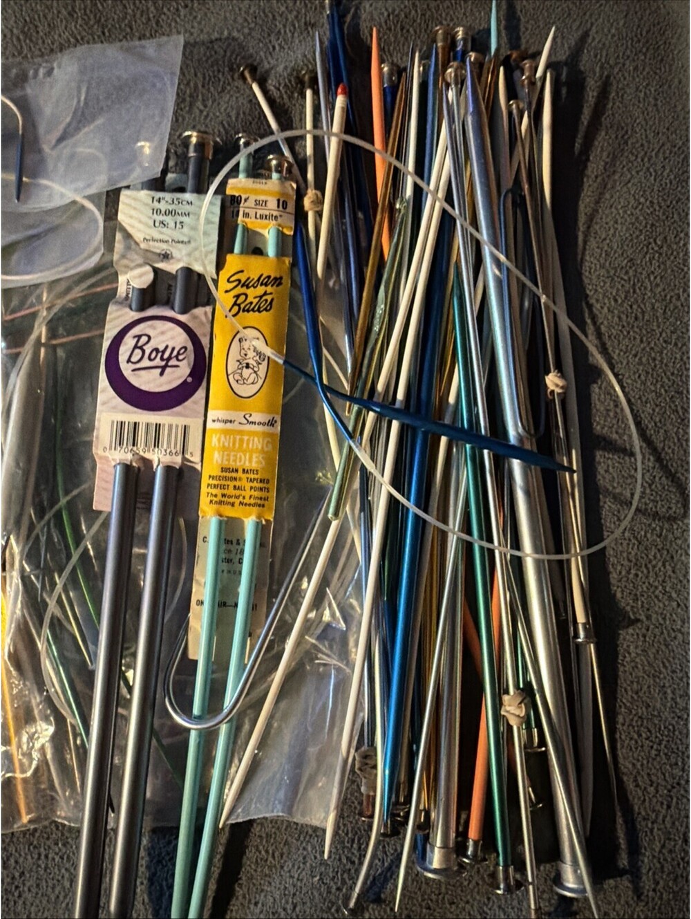 Huge Vintage Knitting Needles Lot Various Colors And Sizes - Picture 7 of 7